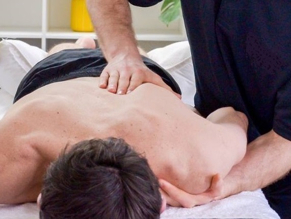 Deep Tissue Massage In Chicago